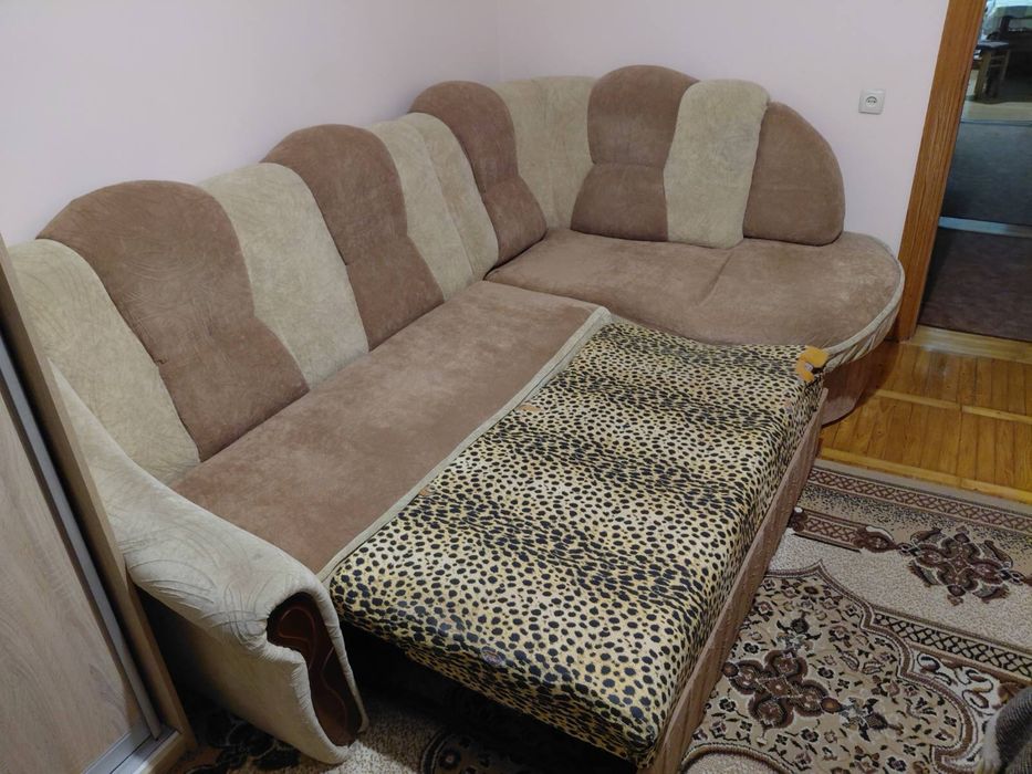 Продається кутовий диван