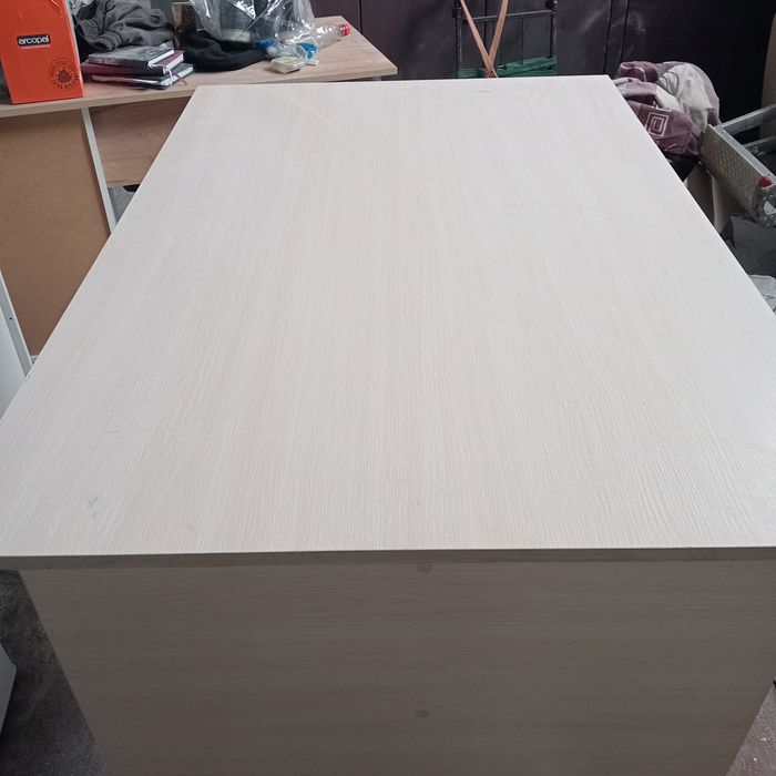 Стол большой кухонный, письменный