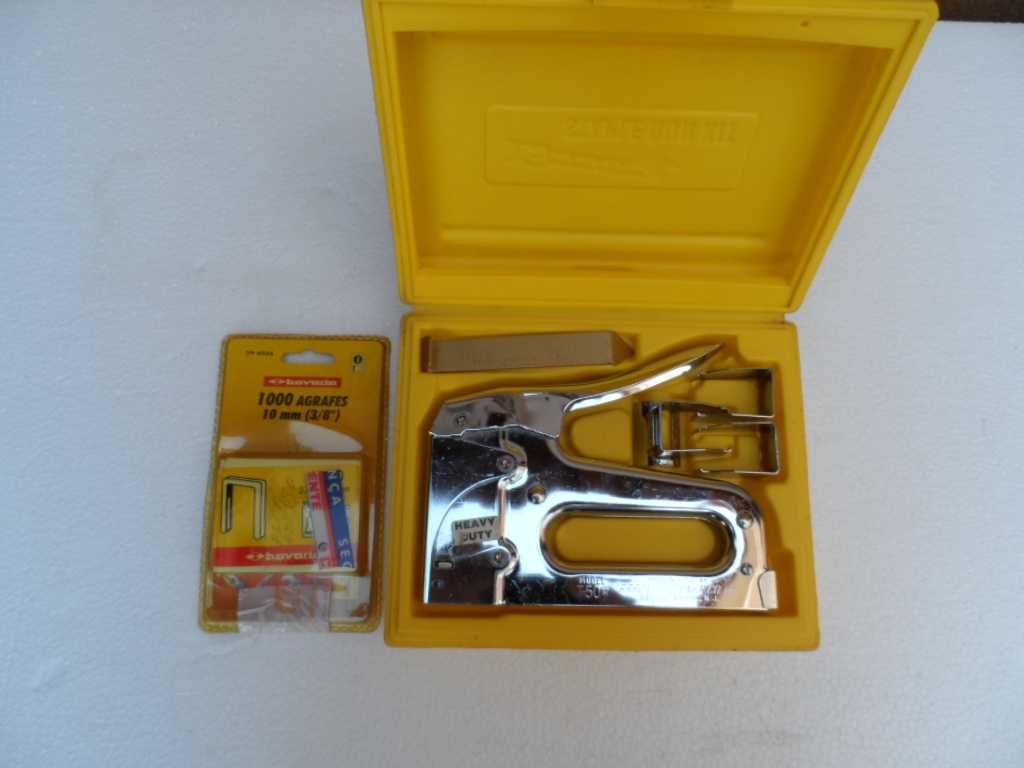 Arrow - Staple  Gun  Kit  - Made  in U.S.A.