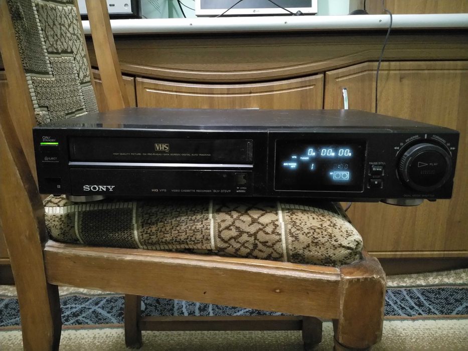 Відеомагнітофон VHS Sony