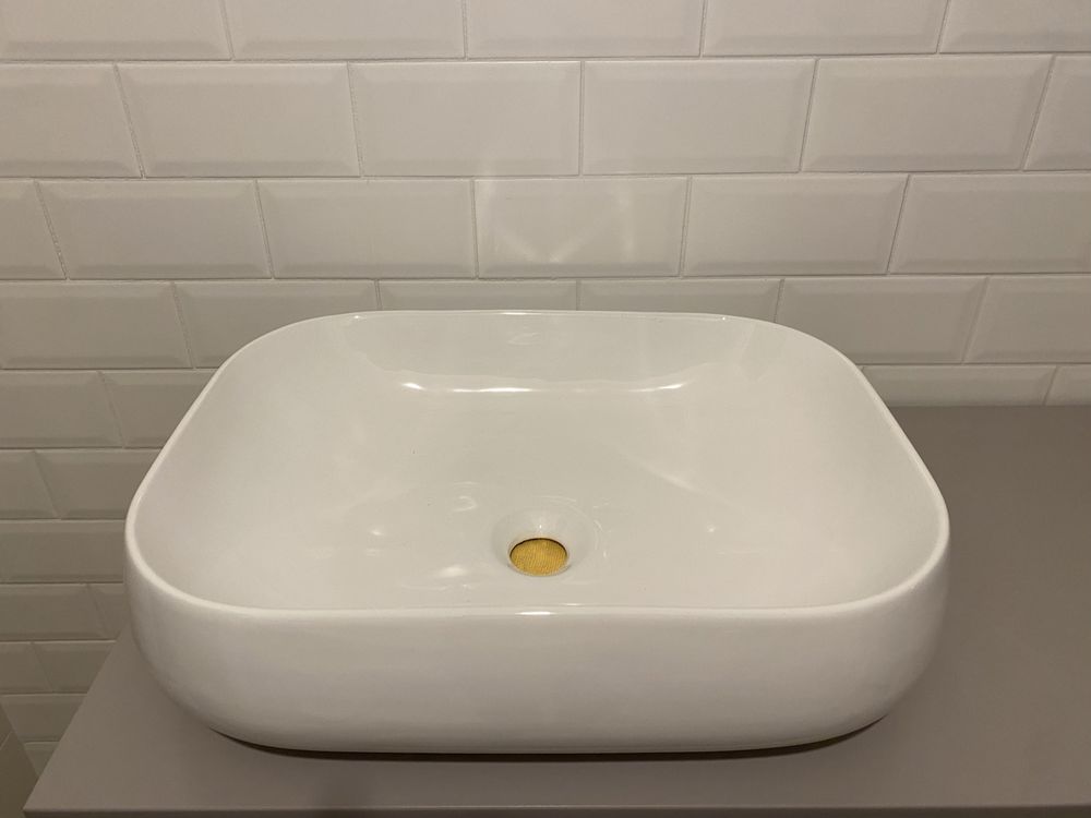 Umywalka łazienkowa nablatowa Bivio 144038