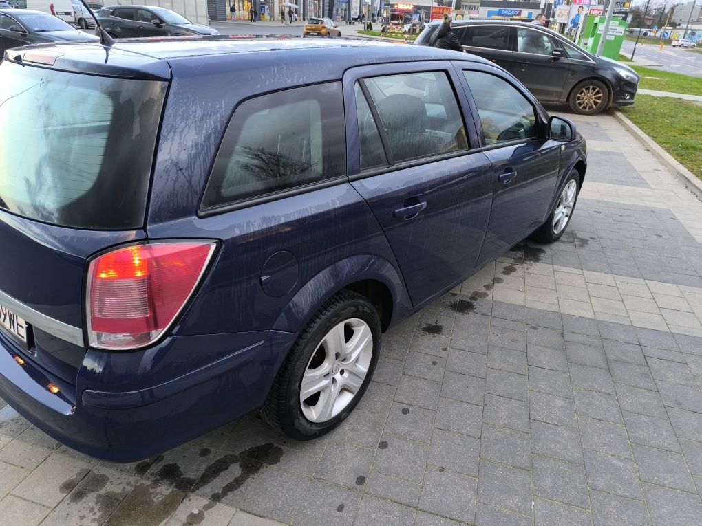Opel Astra H 1.6 kombi