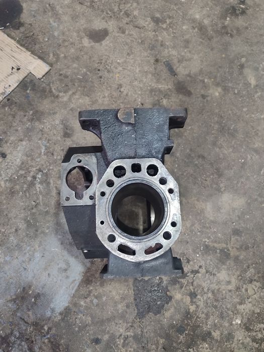 Продам блок мотоблока зубр 180