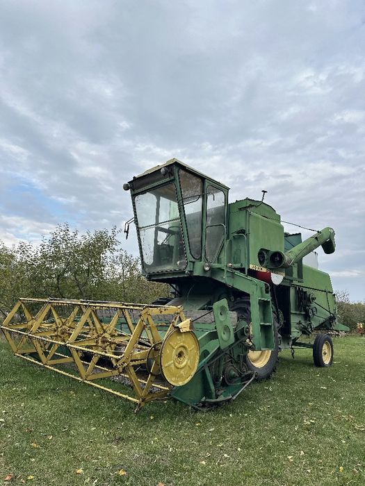Комбайн John Deere 960