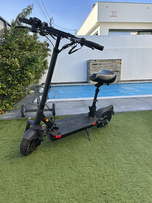 JOYOR Y6s - 55km/h - 2000 km - otima autonomia