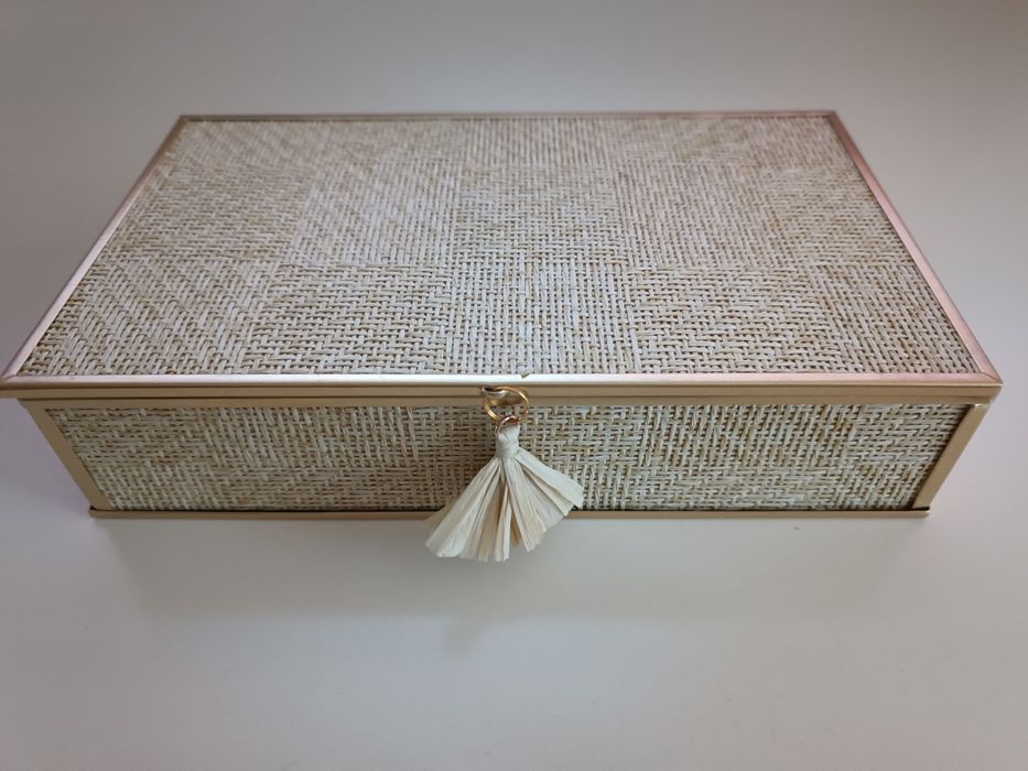 Szkatułka z lustrem