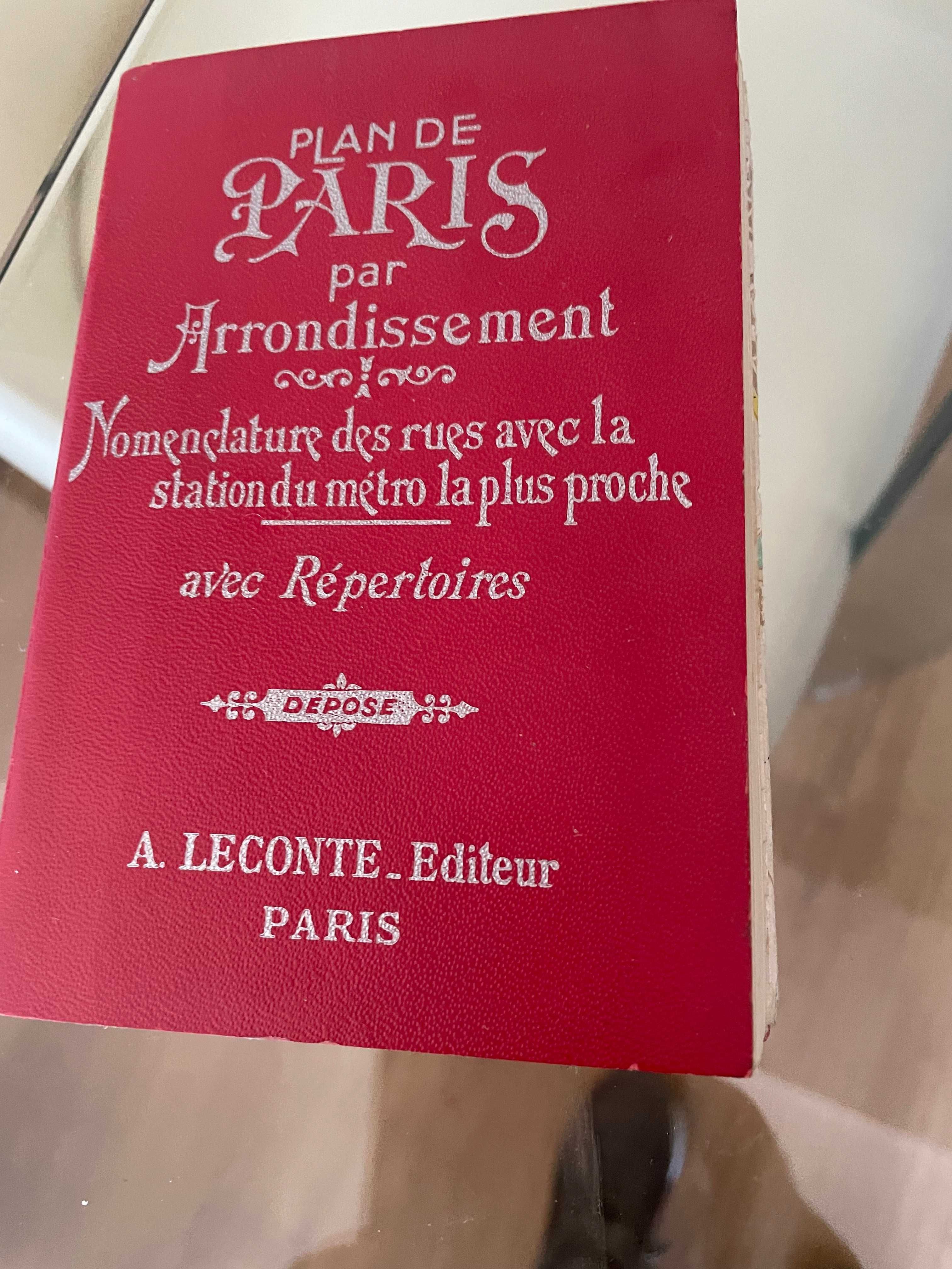 Livro "Plan de Paris par Arrondissement "