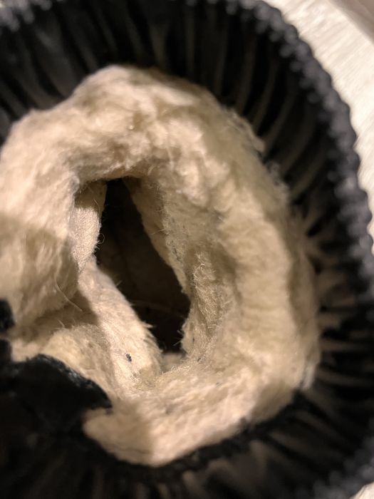 Продам зимові чоботи