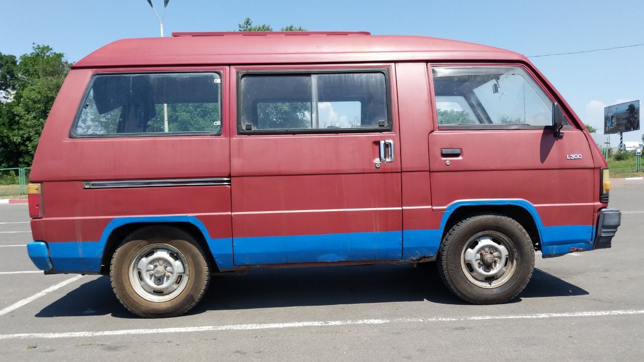 Mitsubishi l300 delica