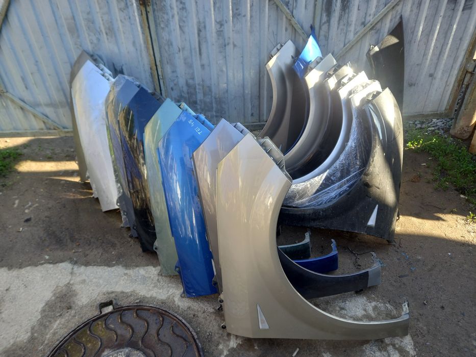 Крила Рено Меган 2 Сценік 2 2003-2009