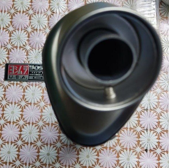 Труба,прямоток,глушитель,глушник,вихлопна мото карбон 370мм