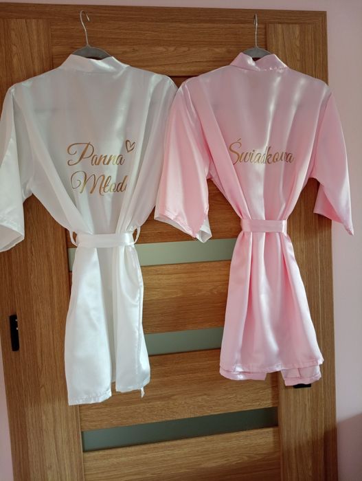 Szlafrok z napisem Świadkowa pudrowy róż