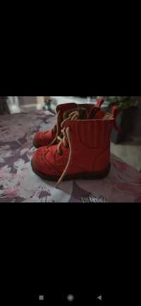 Buty emelki czerwone dla dziewczynki