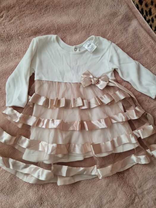 Святкова сукня для дівчинки