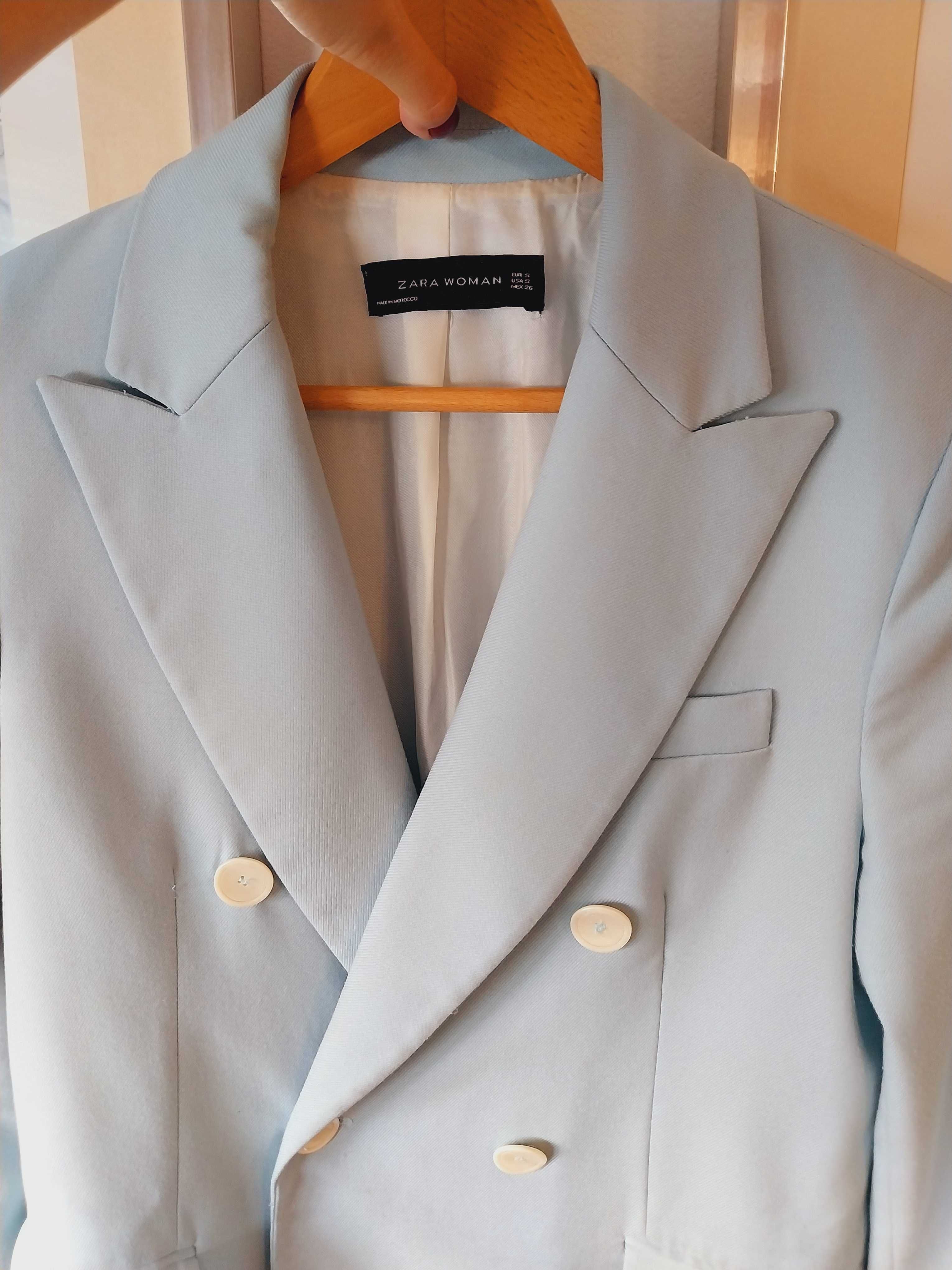 Blazer Zara azul claro S