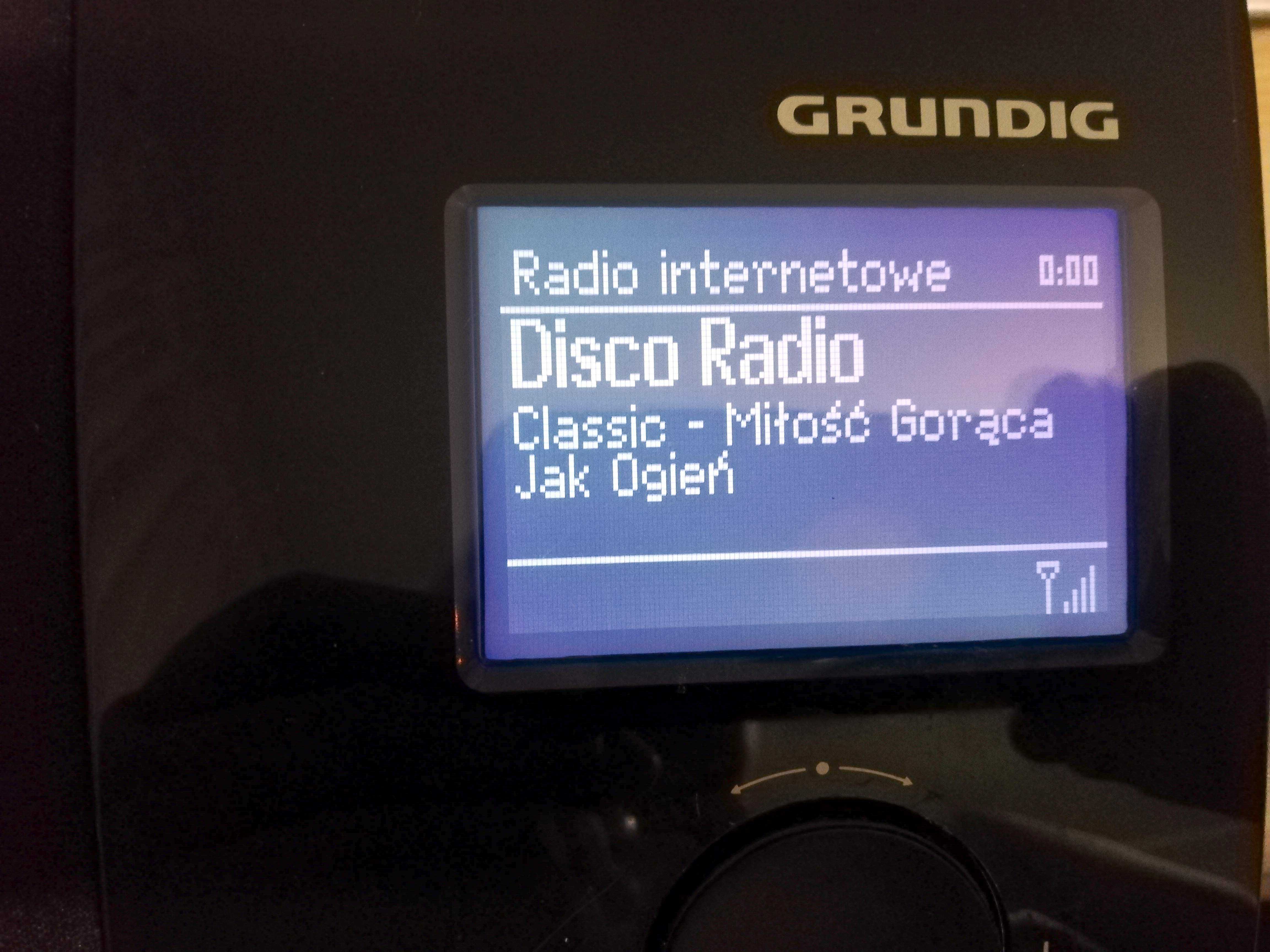 RADIO Grundig Cosmopolit 3F WEB  ze stacja dokująca iPod/iPhone