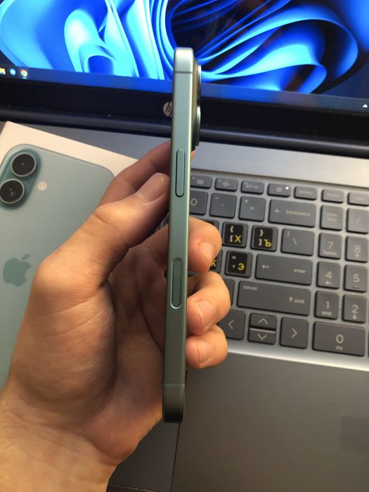 iPhone 16 128Gb Teal