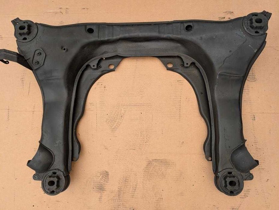 Sanki belka trawers przód przednia Audi A4 B6 Cabrio