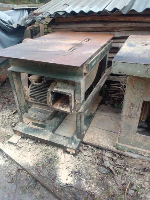 Циркулярна стаціонарна пила