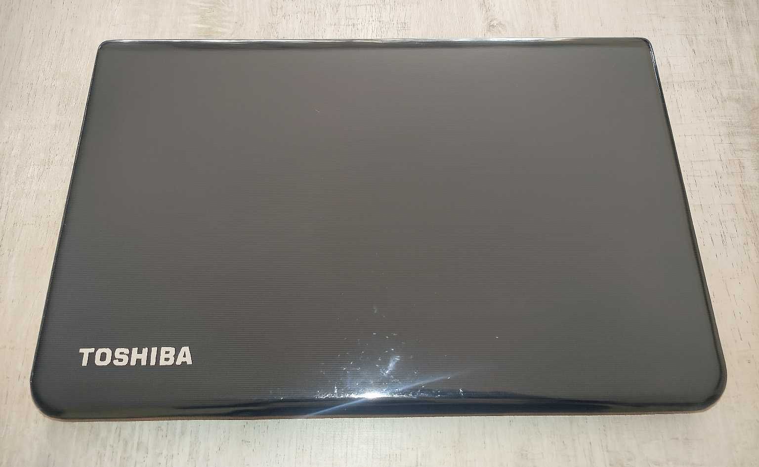 Toshiba L50-A  Intel i5-4200M 2.50Ghz | 6GB RAM | 500GB HDD | LCD 15.6