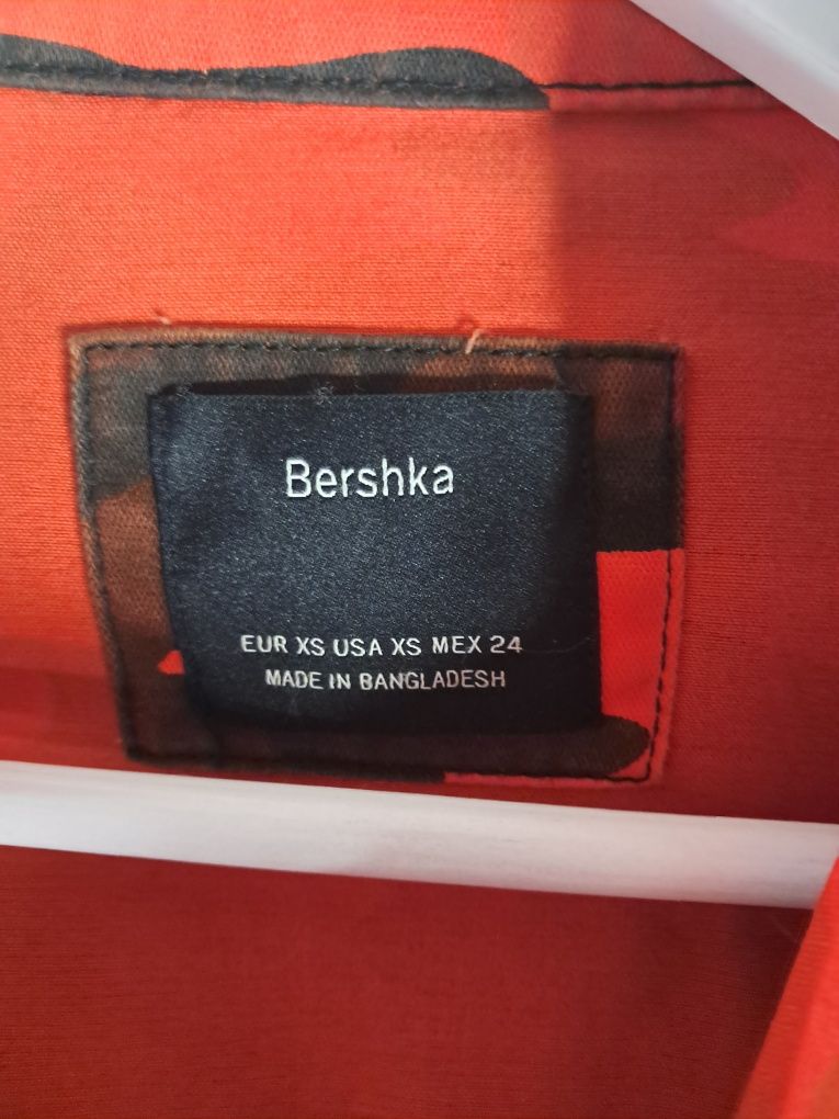 Bershka,трендовый жакет,р.ХС-С