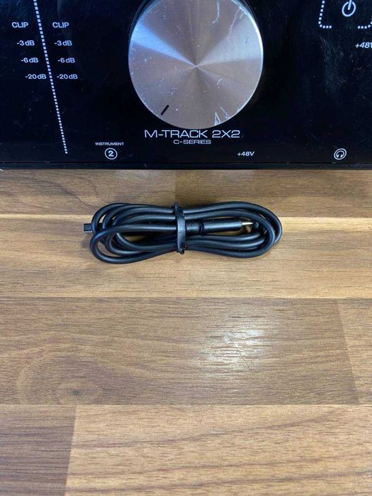 Звукова карта M-Audio M-Track 2x2