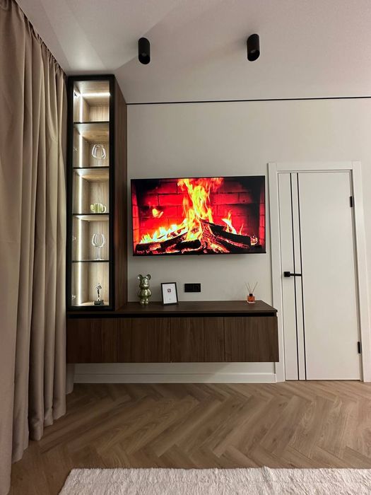 Продам двухкомнатную квартиру, кадор сити на ул. Краснова