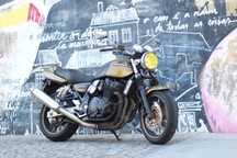Suzuki GSX 750 Inazuma