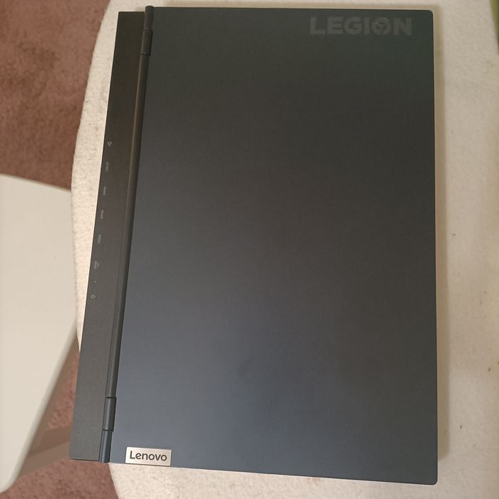 Portátil Lenovo Legion 5
