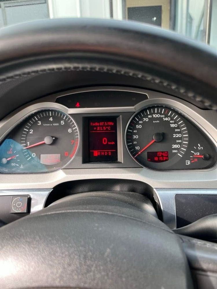 Audi А6 С6 2.4 газ бензин