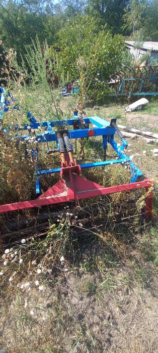 Продам трактор мтз 80 з культіватором та плугами на вибір