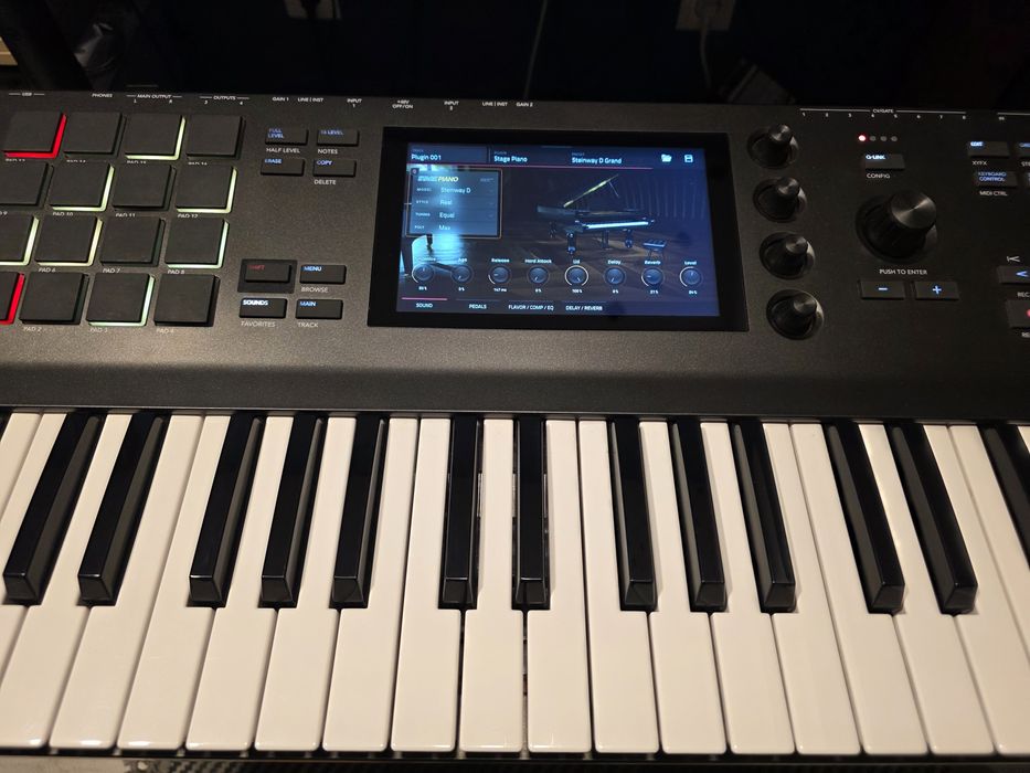 Sintetizador AKAI MPC Key 61