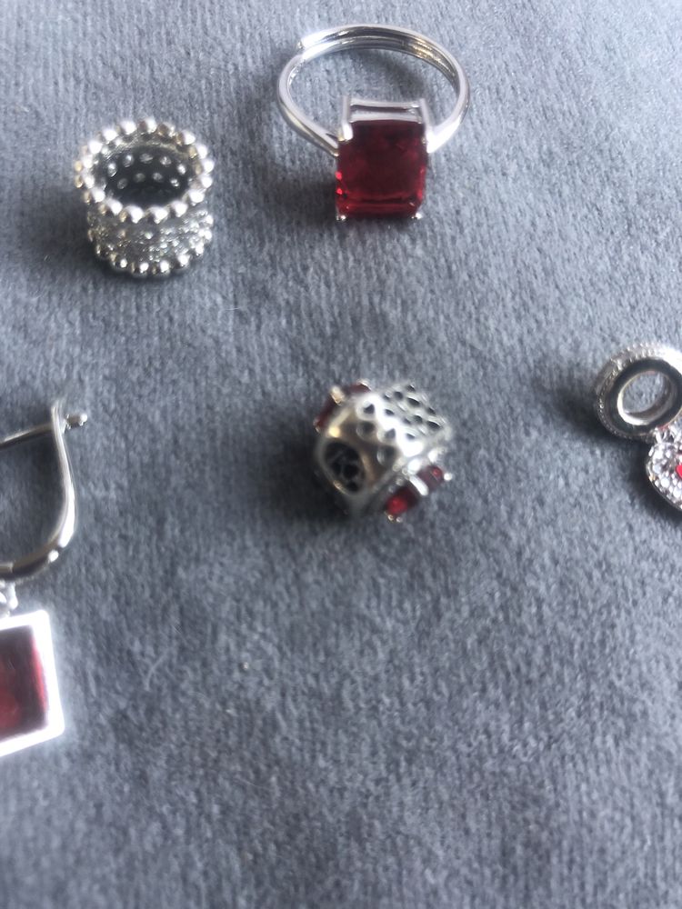 Charms rubinowe cerce w cyrkoniach