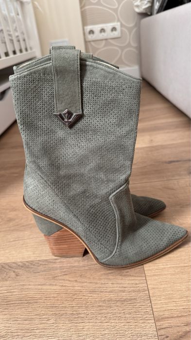 Сапоги козаки італія