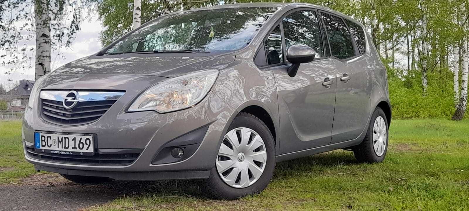 Opel meriva 1.4 2011r