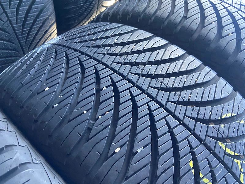 215/45/16 Goodyear Vector 4S gen2_7,5mm_4szt_(310)