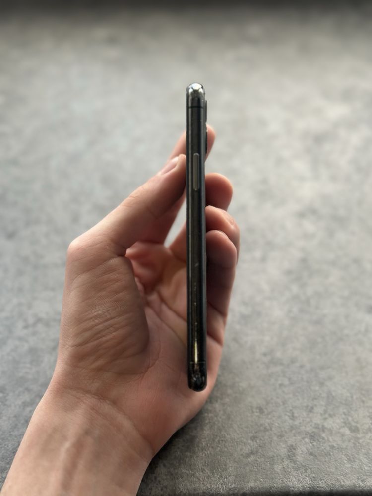 Apple Айфон/iphone 11pro 64gb Неверлок Space Gray АКБ:90% (215$)