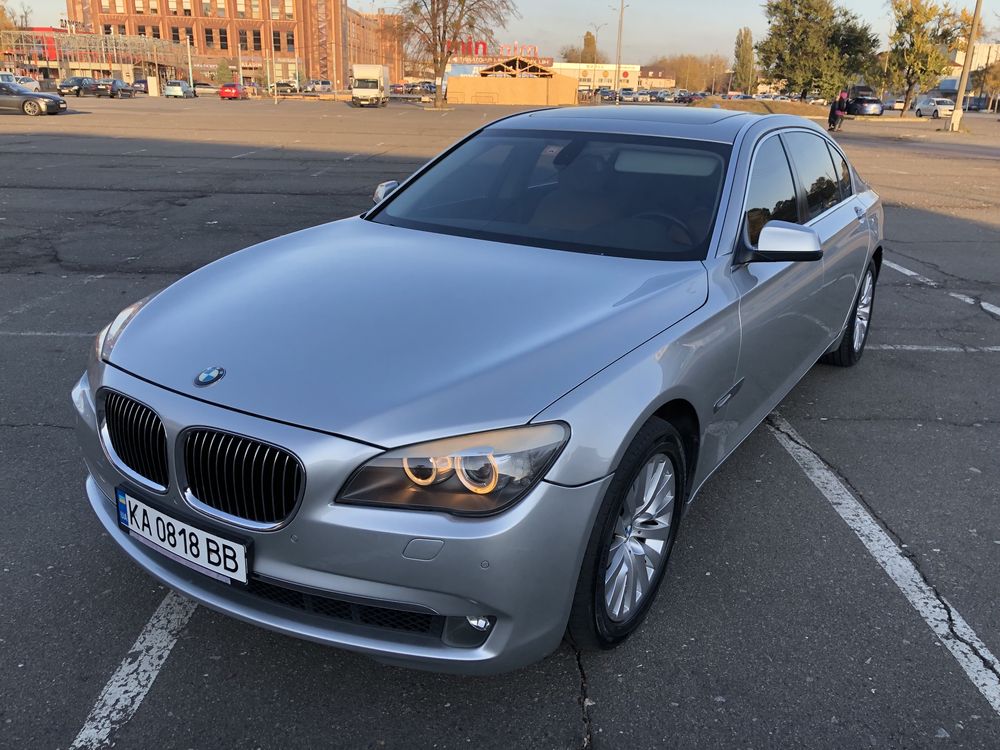 BMW 740Li Long Long