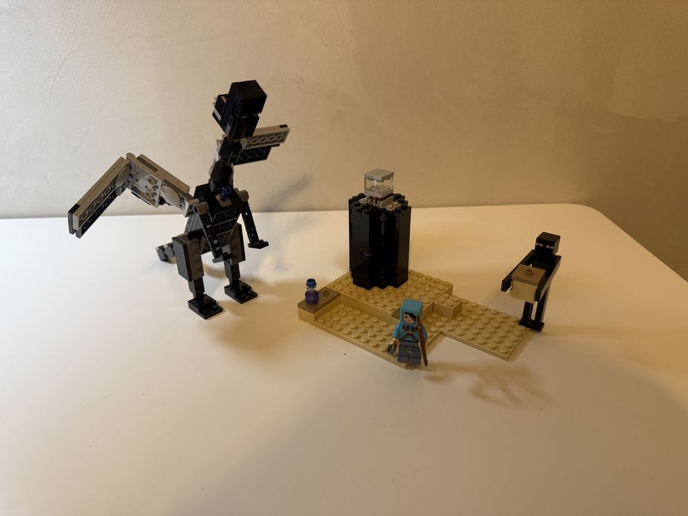 Lego Minecraft Остання битва 21151
