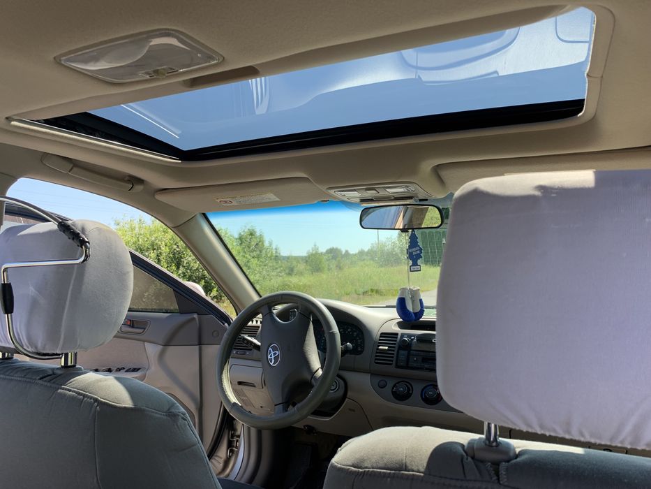 Toyota Camry LE 2002