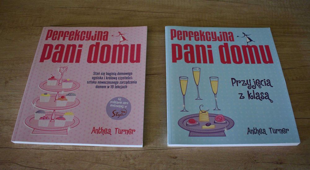 Perfekcyjna Pani Domu  - Anthea Turner -  nowa, 2 części