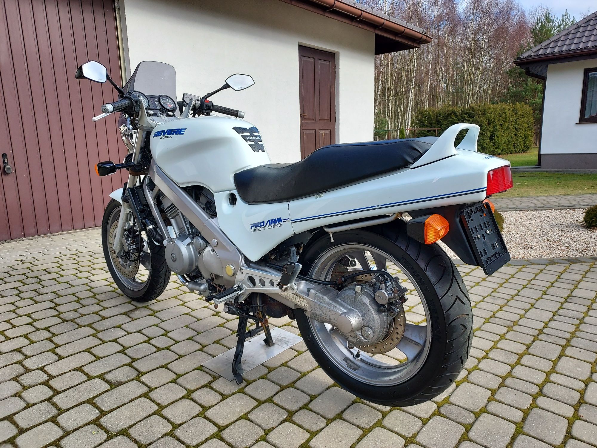 Honda NTV 650 Revere 1989r