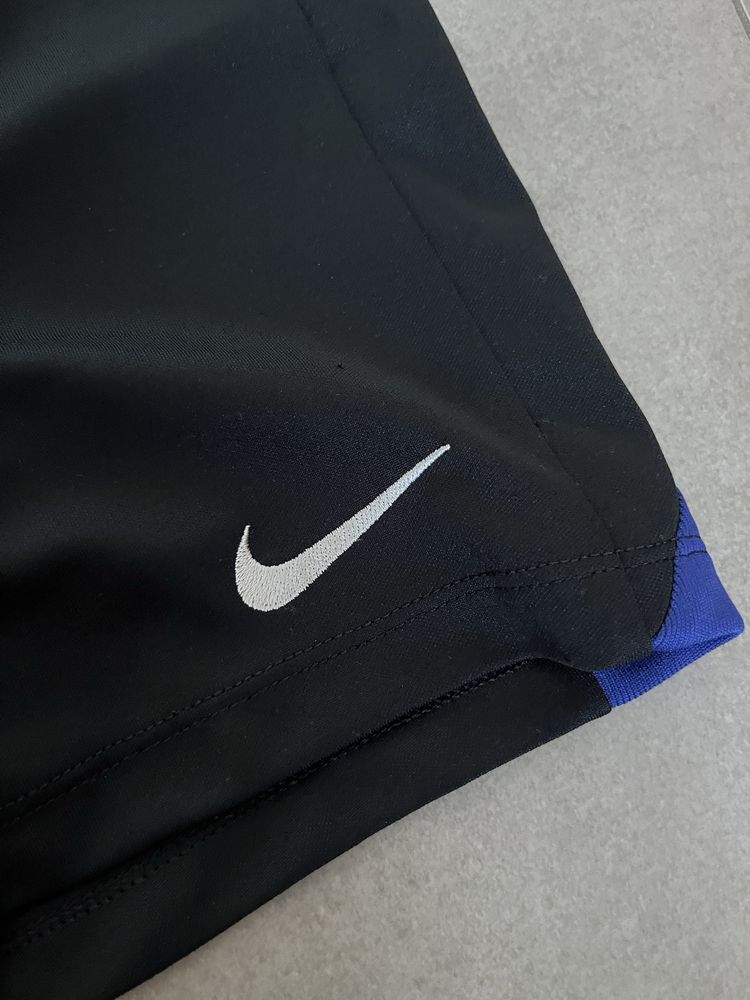 Spodenki / szorty Nike Fc Barcelona rozmiar 122-128 stan idealny