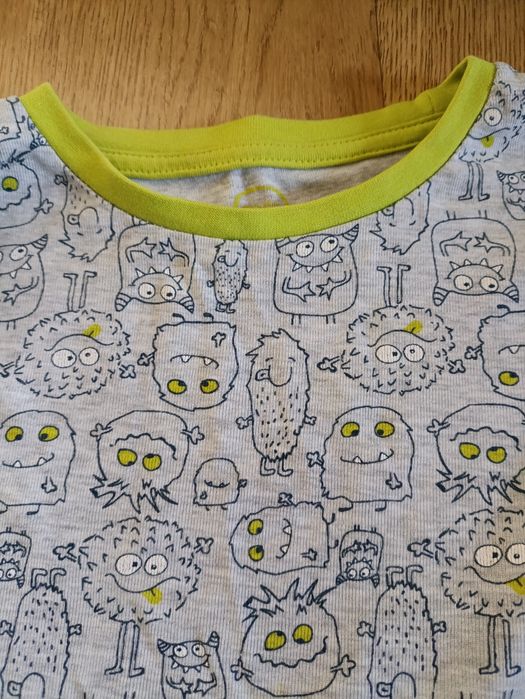 Piżama na chłopca w rozm 134 w doskonałym stanie