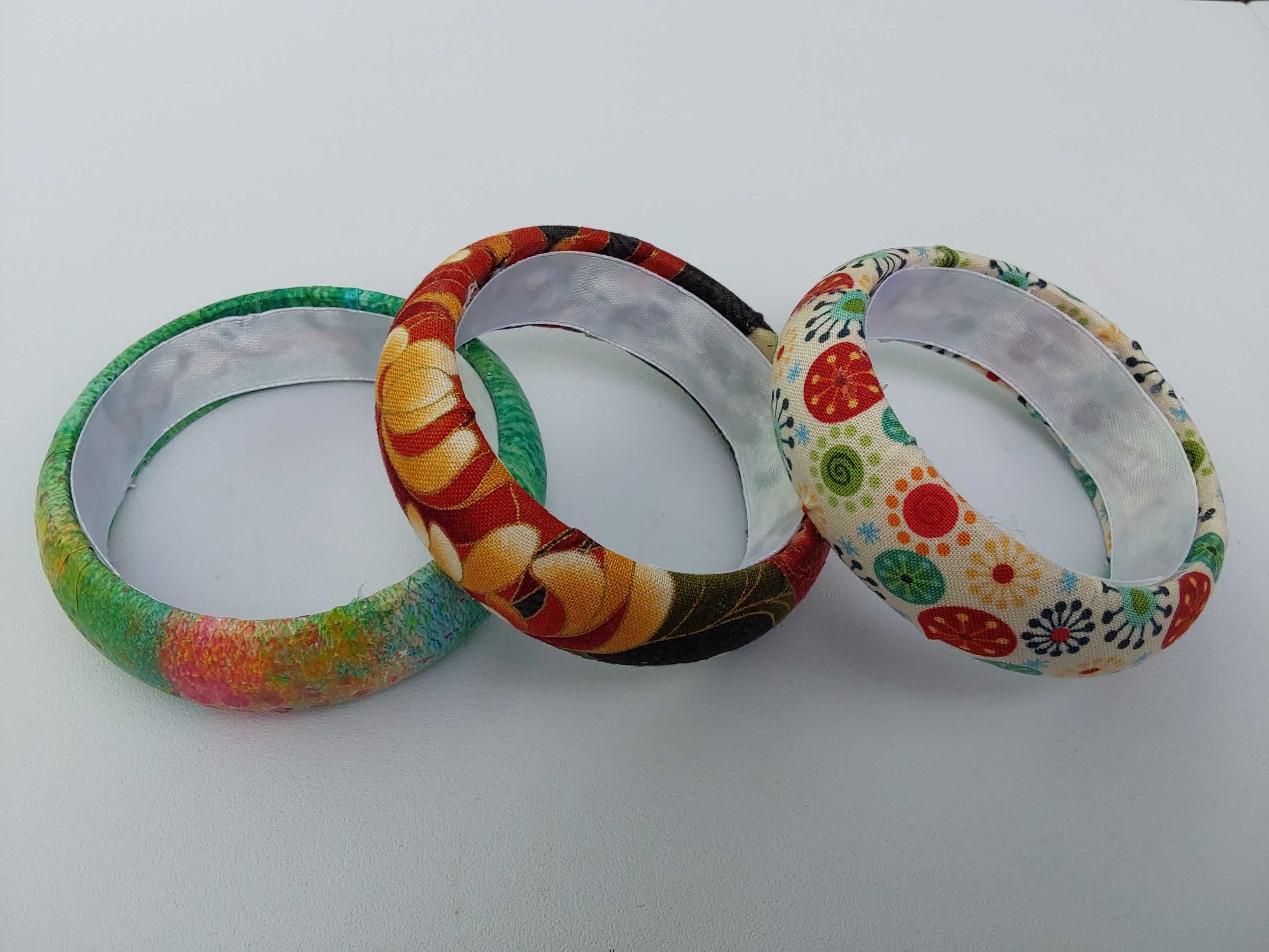 Pulseiras / bangles de madeira