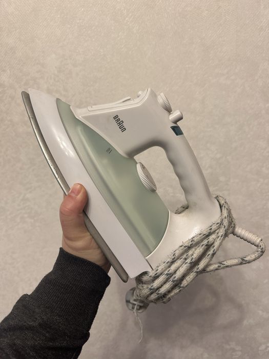 Праска утюг BRAUN