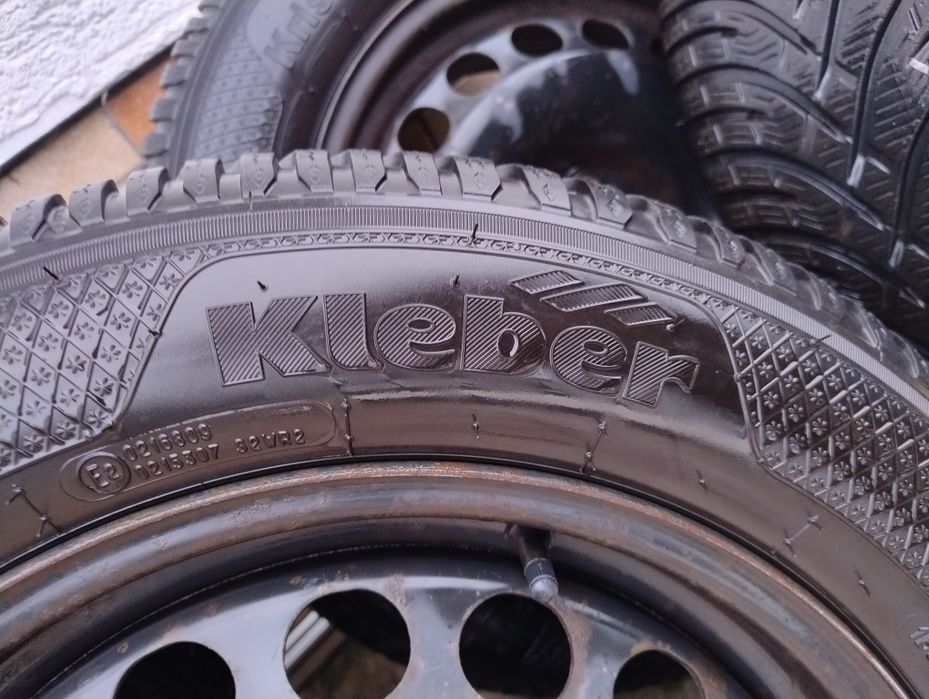 Koła zimowe opony kleber hp3 x4szt 23rok zima 205/60R16 felgi VW et45