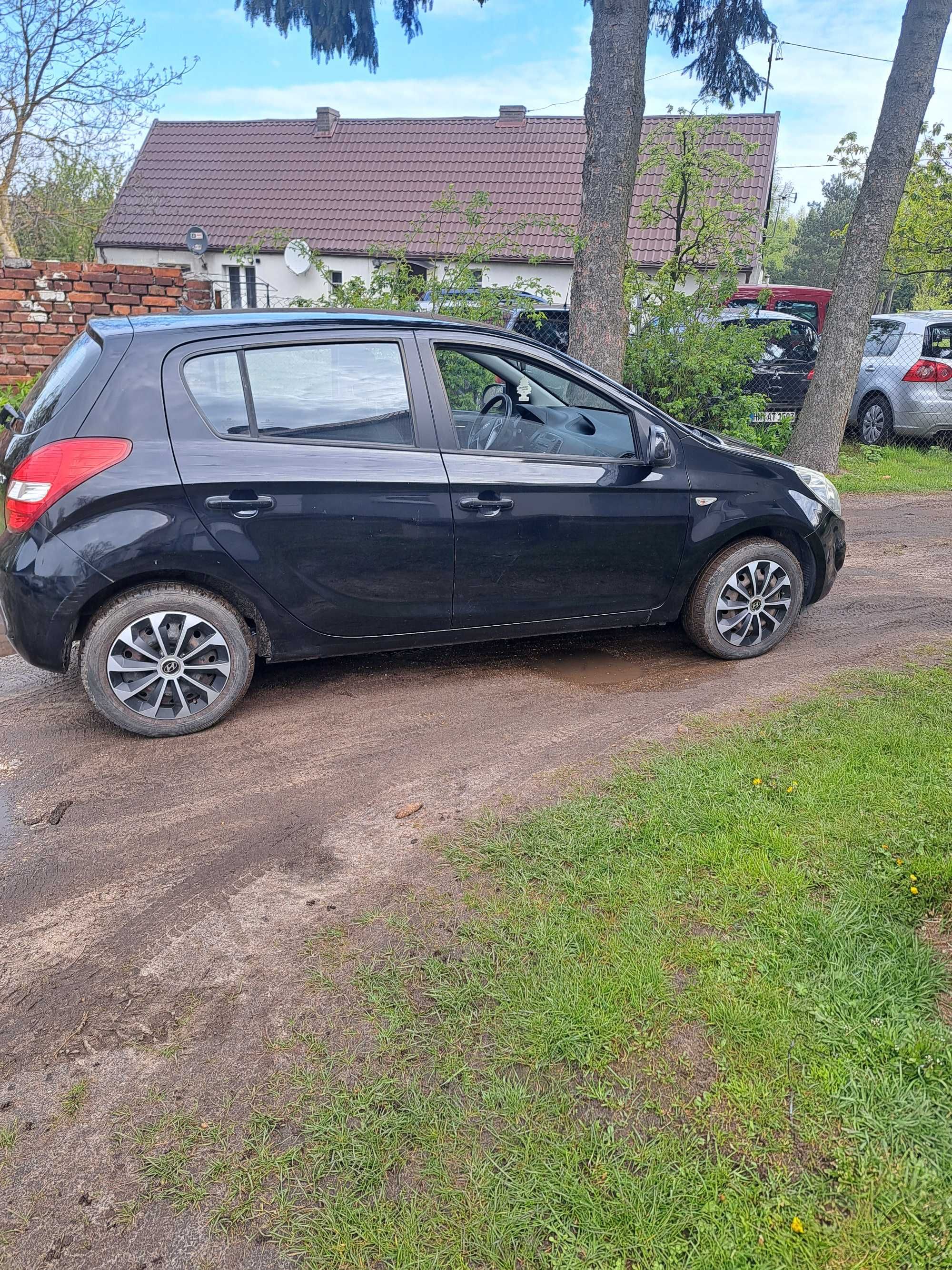 Sprzedam hyundai i20 2008 bogato wyposażony tylko 136000km