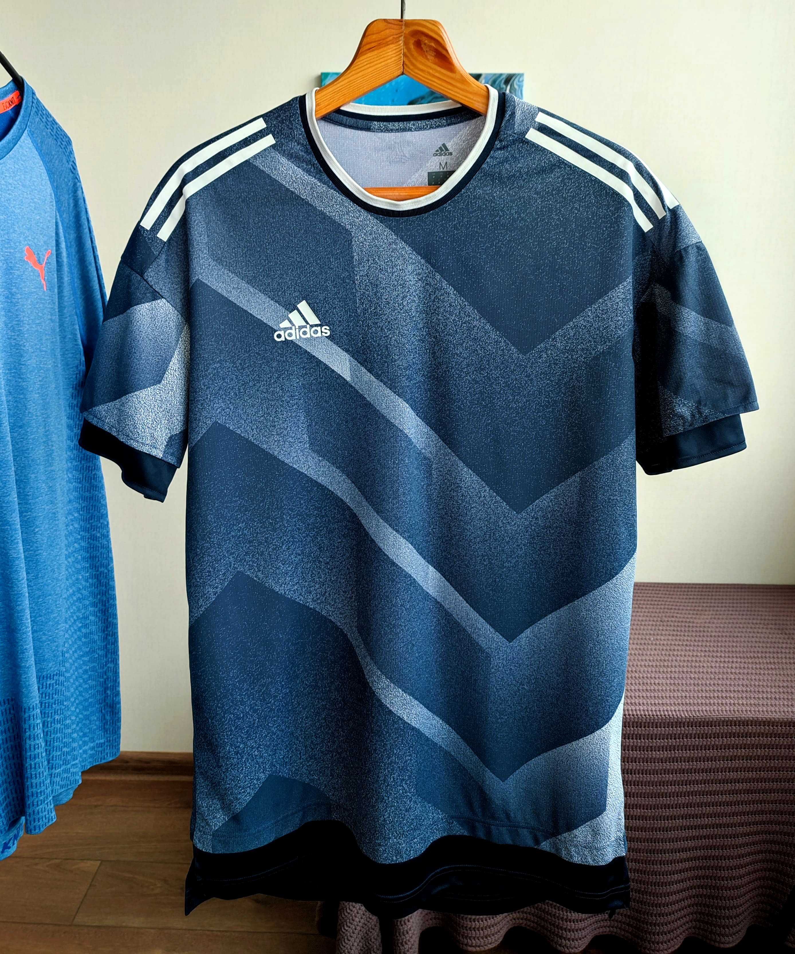 Оригінальна футболка Adidas