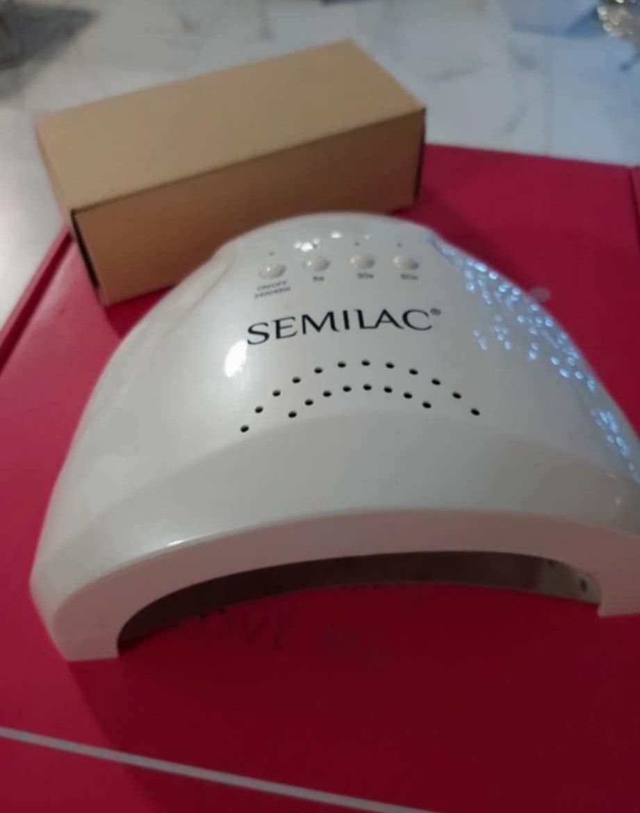 Lampa firmy Semilac z zasilaczem